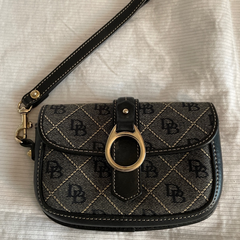Dooney and Bourke small bag